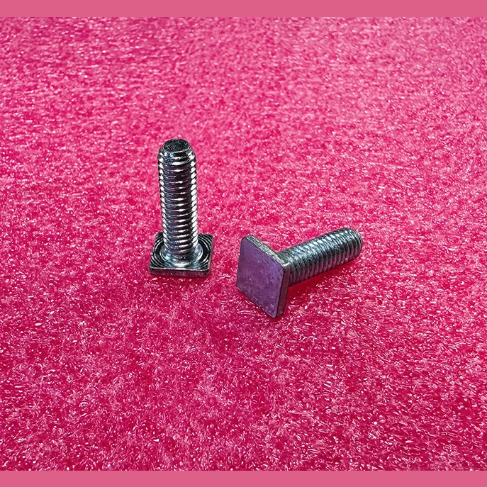 Болт MAA81AY2 Otis