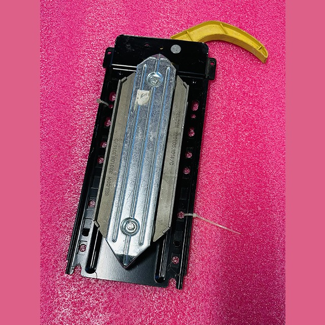 Отводка привода дверей смещение 0-108мм правая тип А Selcom